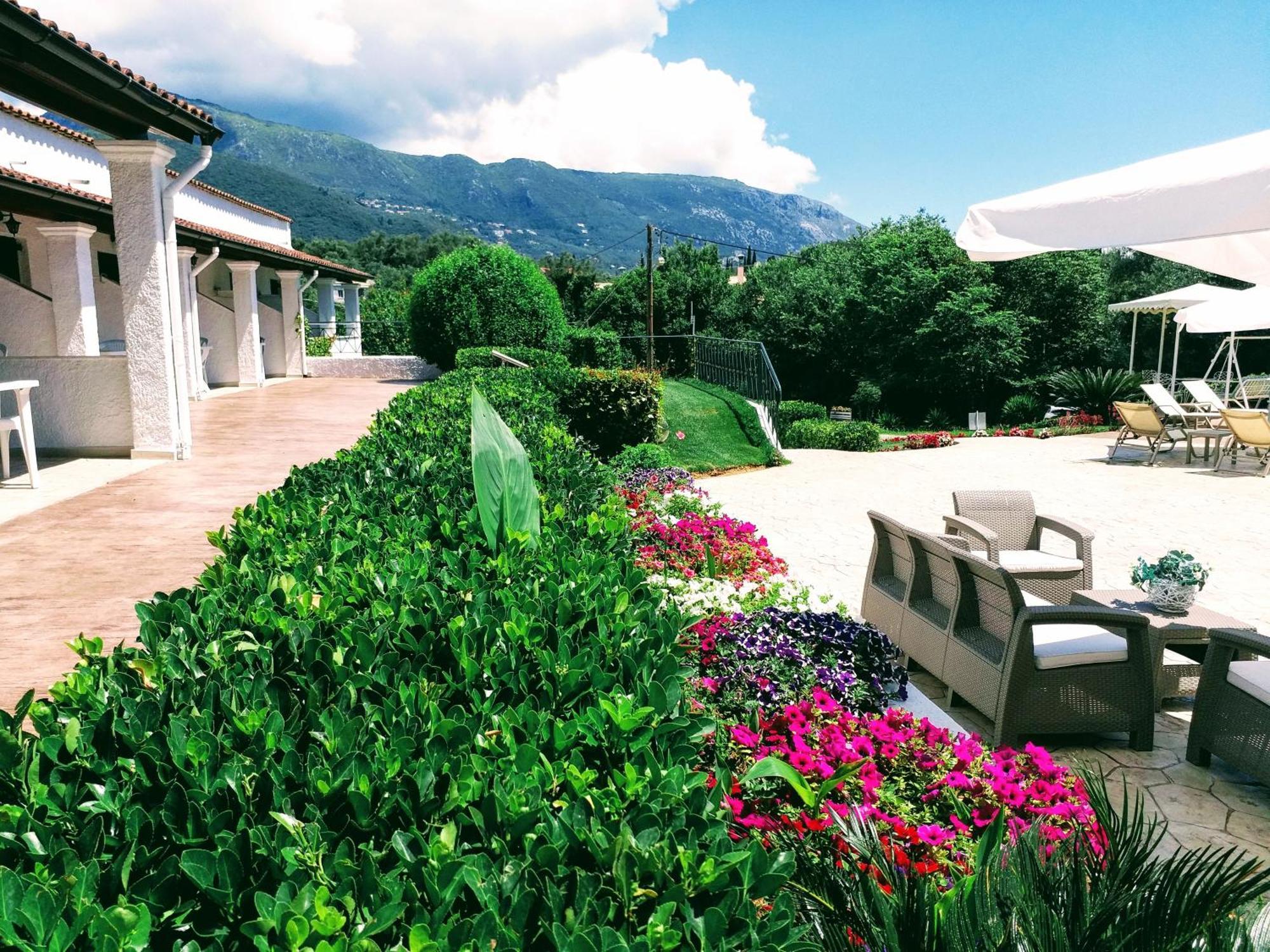 Summer Wine Friendly Resort Ipsos Exterior photo