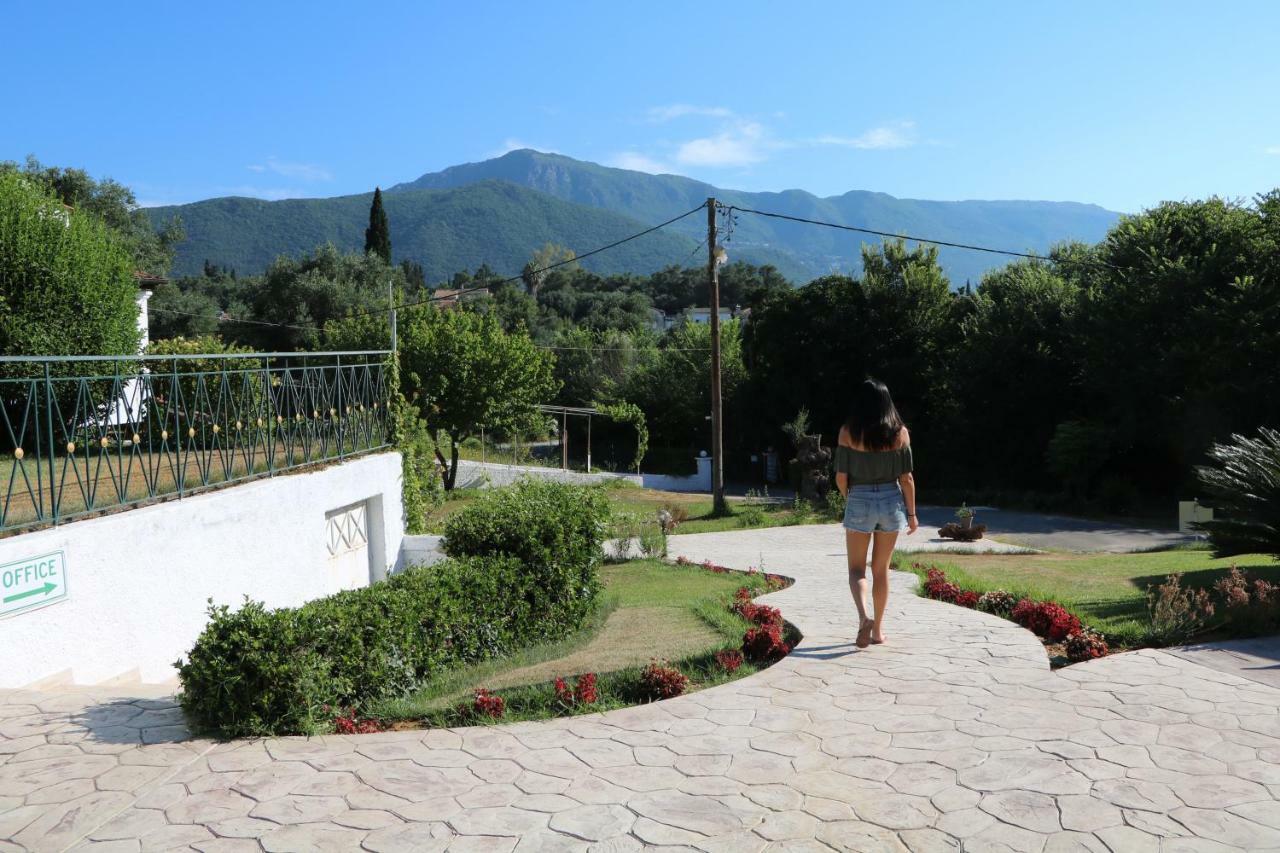 Summer Wine Friendly Resort Ipsos Exterior photo